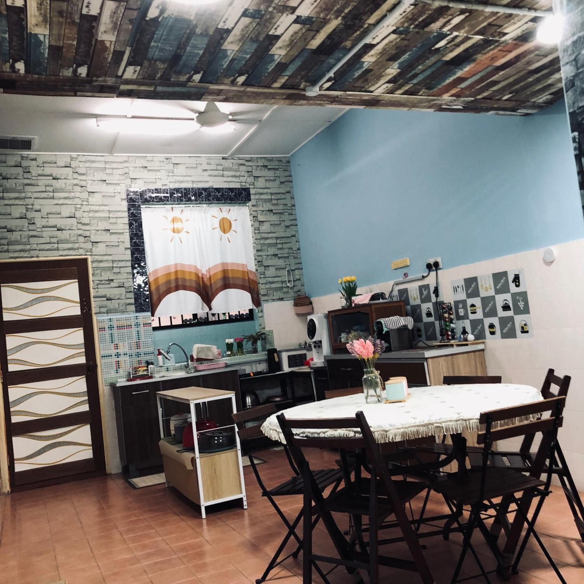 E&Y Homestay Куала-Ромпин Экстерьер фото